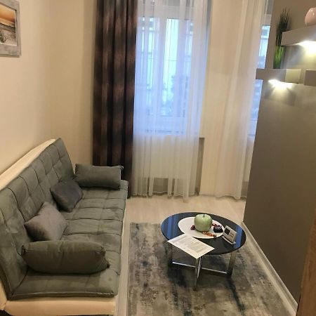 Classic Apartman Сегед Экстерьер фото