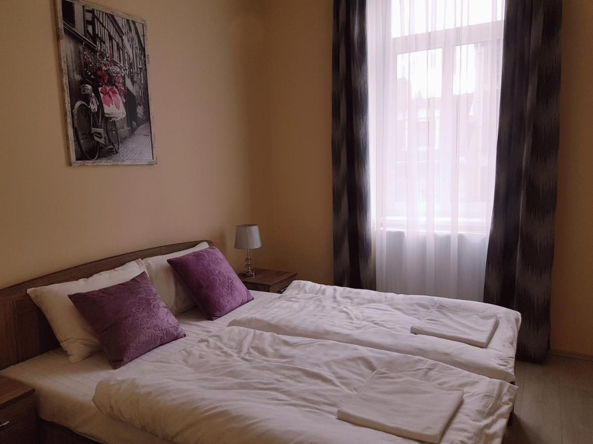 Classic Apartman Сегед Экстерьер фото