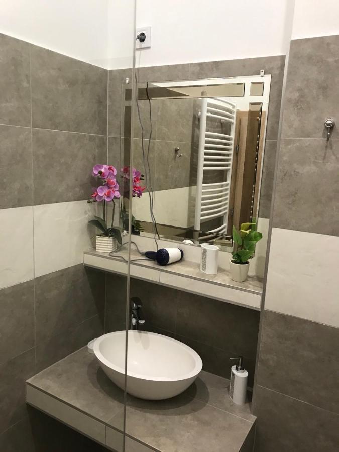 Classic Apartman Сегед Экстерьер фото